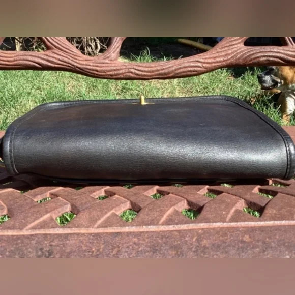 Vintage Coach Leather Penny Pocket Turn Lock Crossbody Bag - Picture 9 of 12